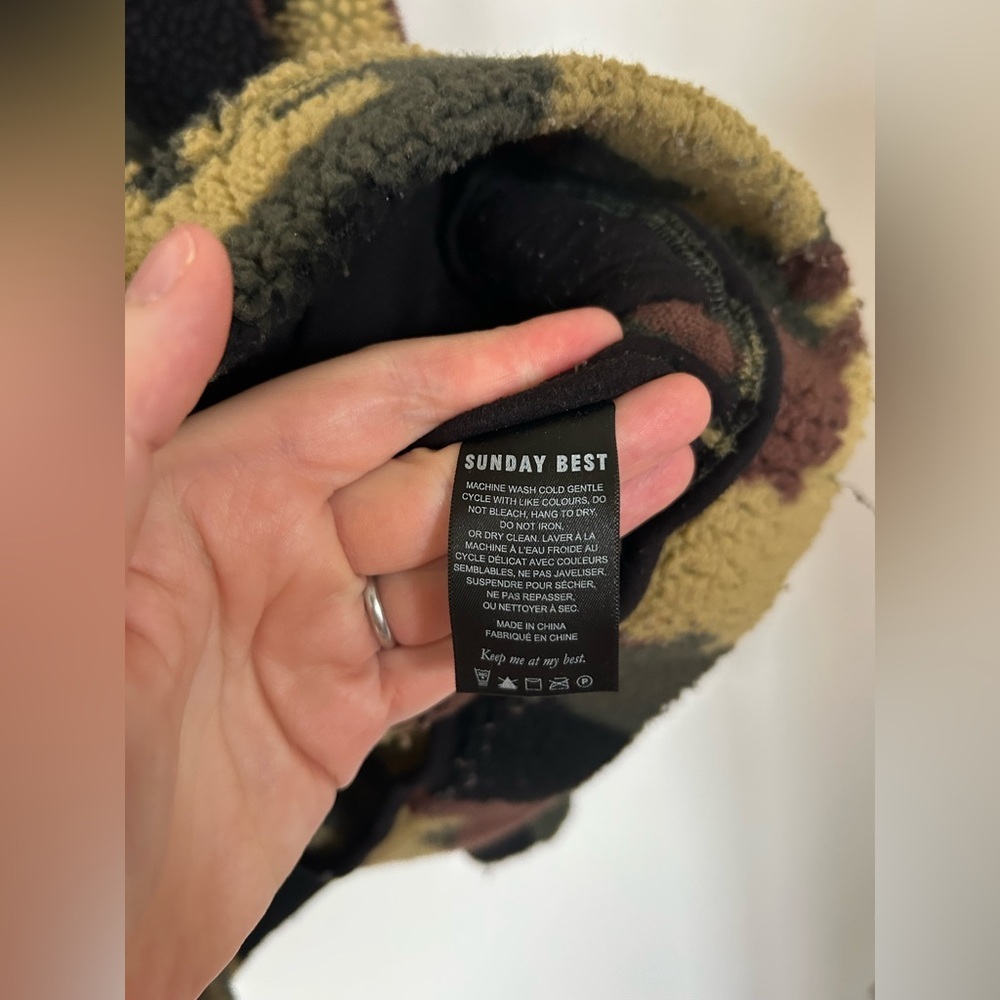Sunday Best Aritzia Sherpa Jacket Camouflage Black, Olive & Brown Women’s Small - Picture 5 of 6